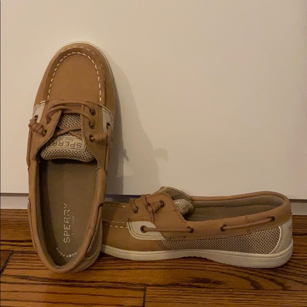 Sperry bot shoes